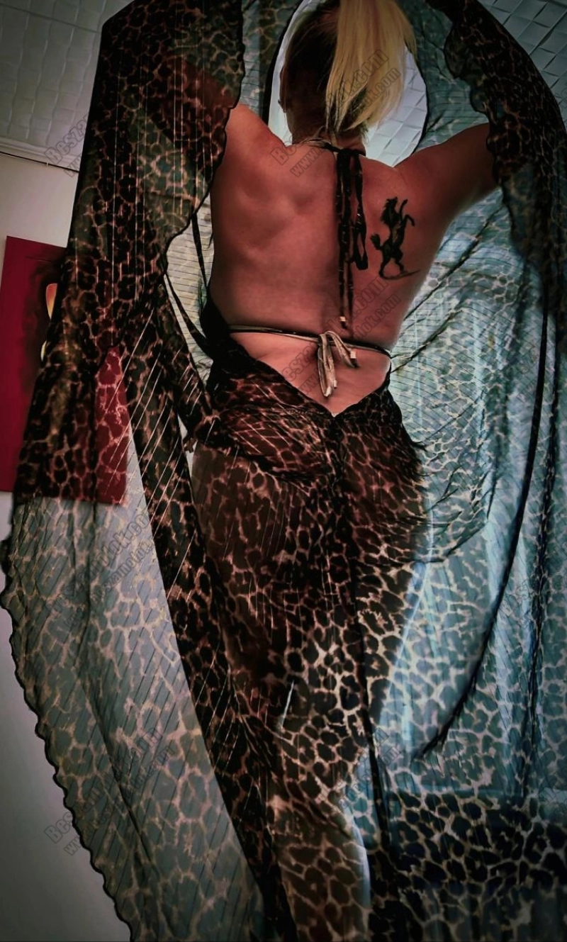 22 kép reginalove. szexpartner 306808849,   