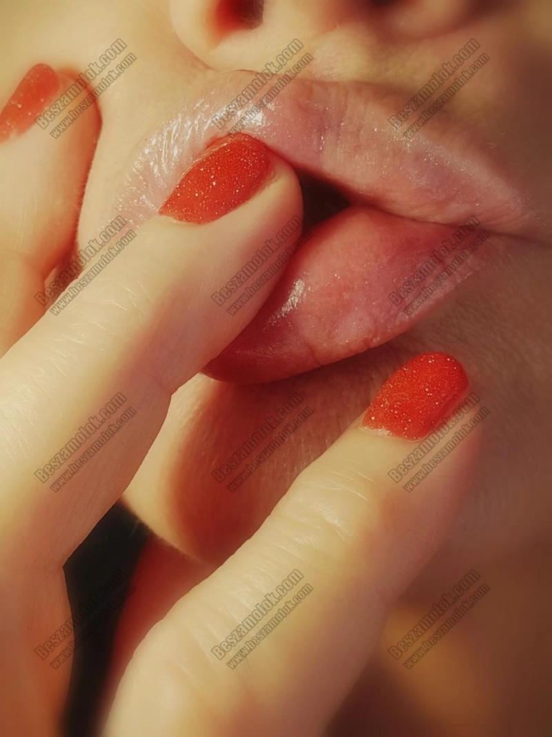 8 kép reginalove. szexpartner 306808849,   