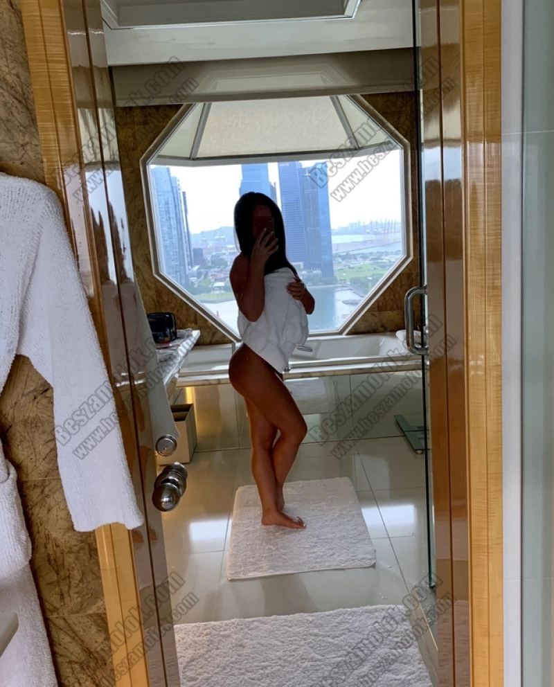 34 kép Bia. szexpartner 209378327, Szingapur,Ritz-Carlton