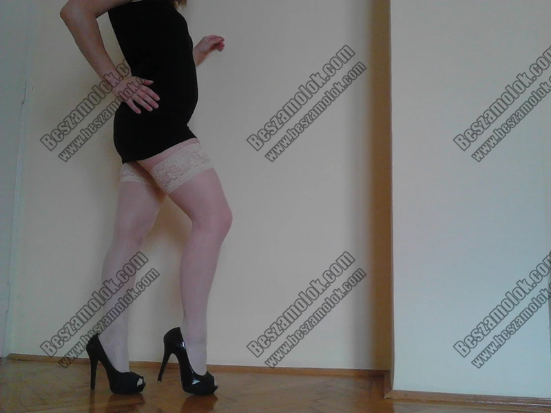 35 kép Valéria. szexpartner 706536591,