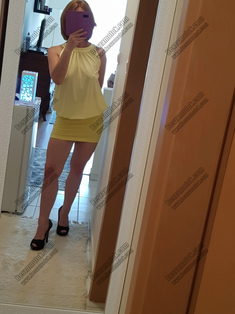 26 kép Valéria. szexpartner 706536591,