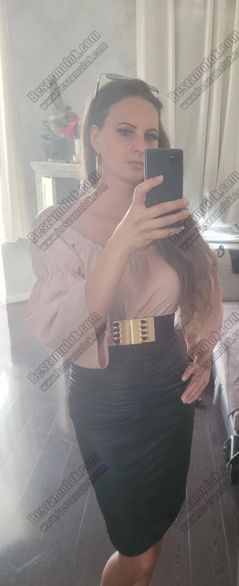 27 kép NÓRI. erotikus masszázs 305786042,