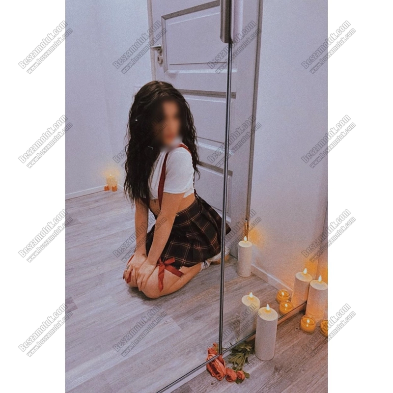 12 kép Hello Kitty. szexpartner 702280736,   