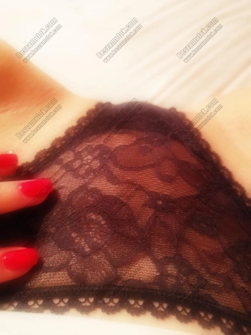 11 kép Courtney13. szexpartner 304911640,   