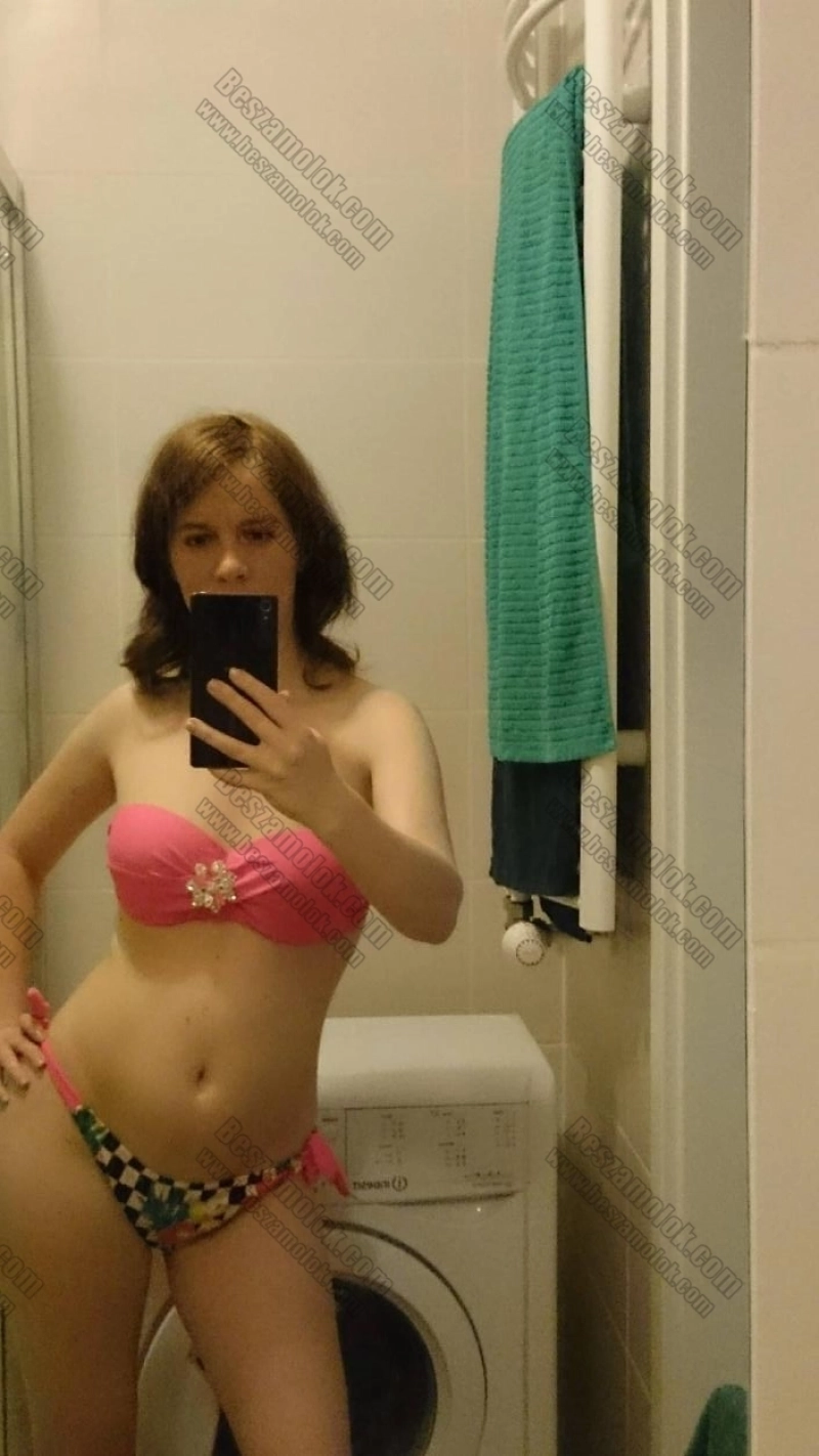 3 kép Emese. szexpartner 306904533,