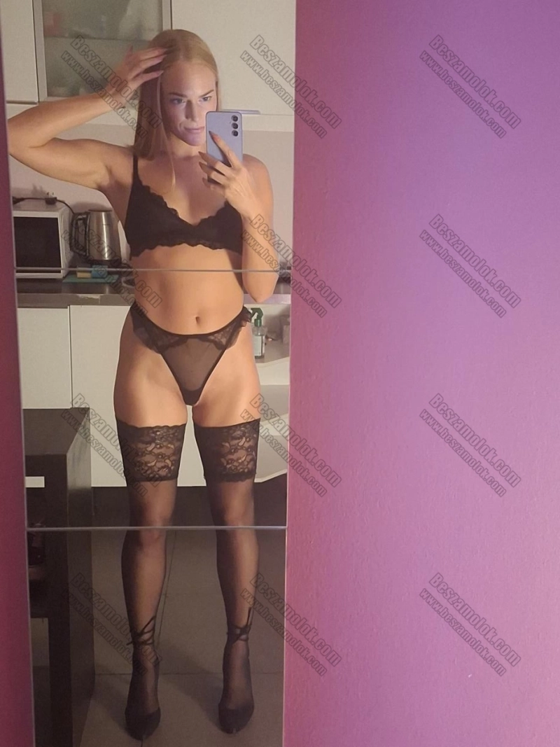 22 kép Lola. erotikus masszázs 301486165,