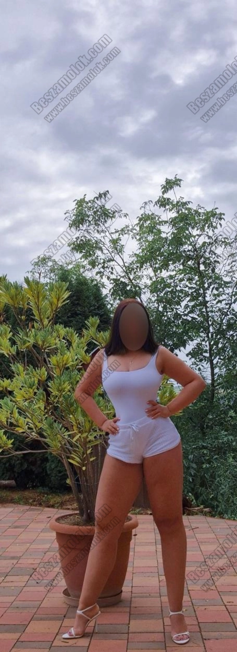 4 kép Petra. szexpartner 706736432,