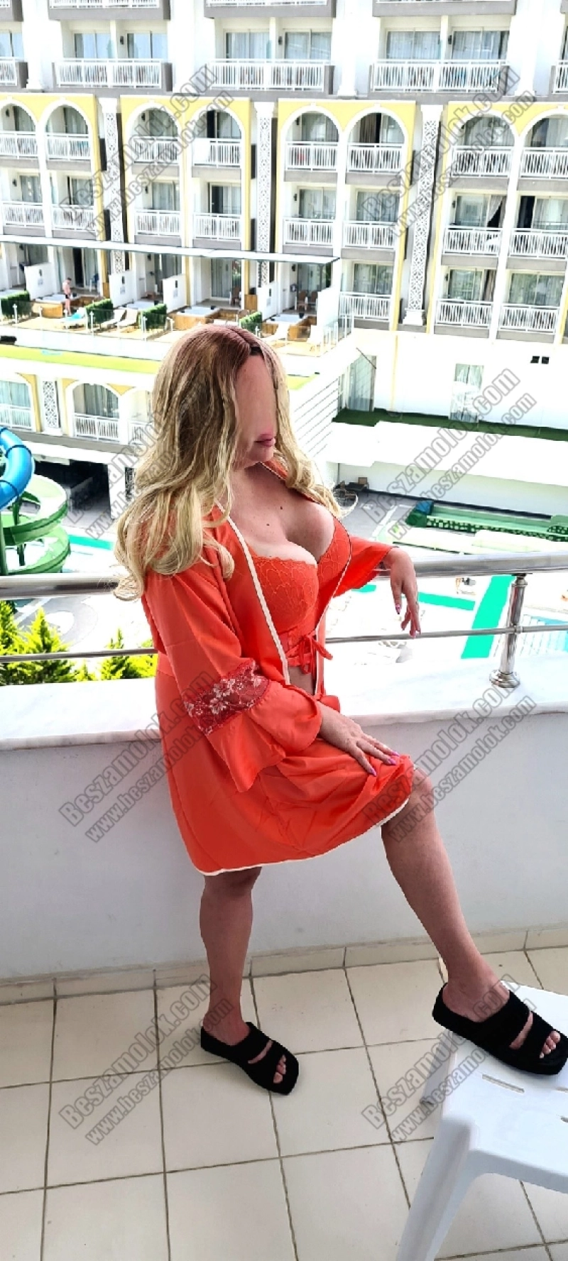 9 kép Daniella. szexpartner 309924932,