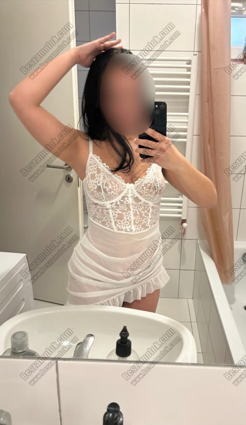 1 kép Zoé. szexpartner Szabin van,   