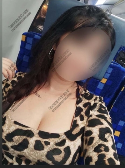 28 kép Klemi. szexpartner 707484333,