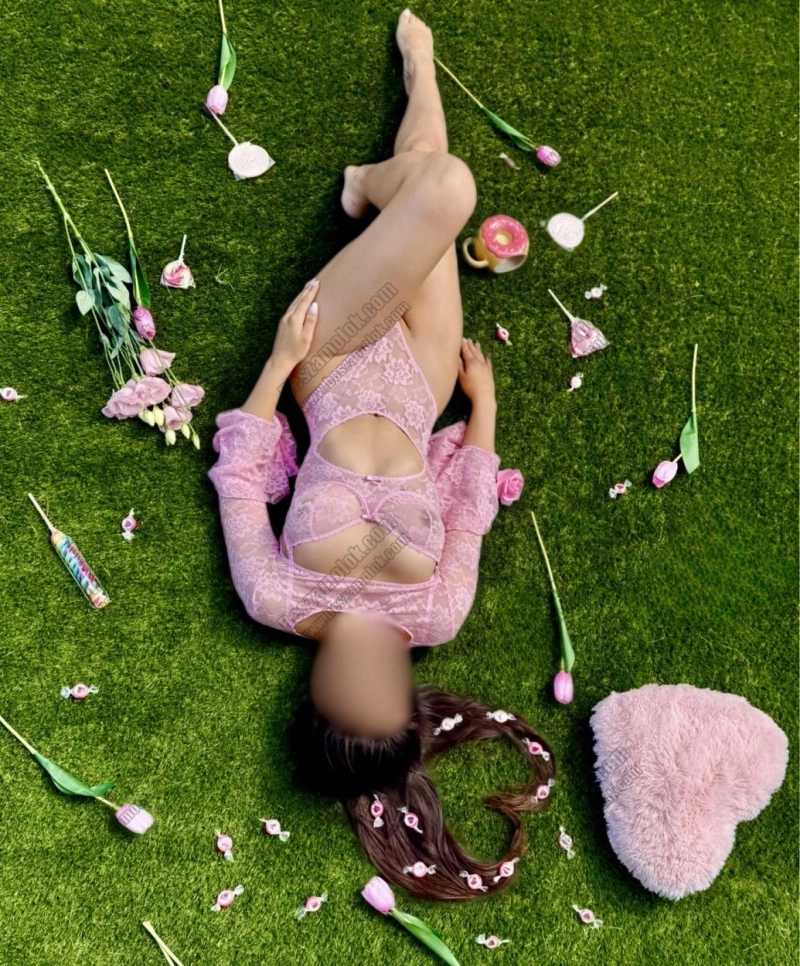 18 kép Alexa. erotikus masszázs 301033182,