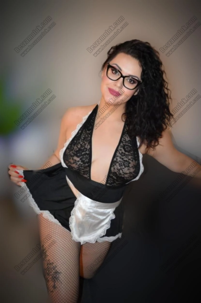 3 kép Szandi. erotikus masszázs 305560769,