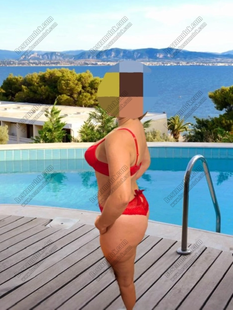 2 kép Dorina. erotikus masszázs 702106207,