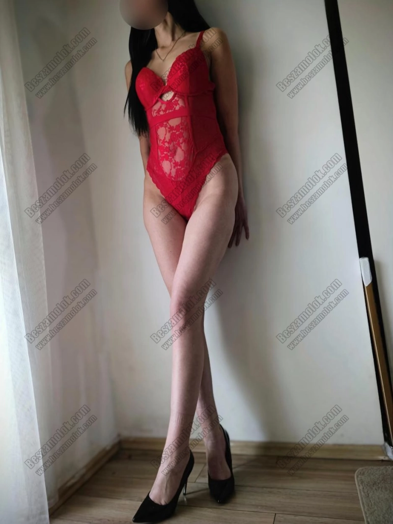 4 kép Roxy. erotikus masszázs 703358587,