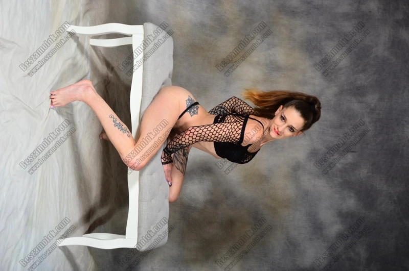 5 kép Yade. erotikus masszázs 705537012,   