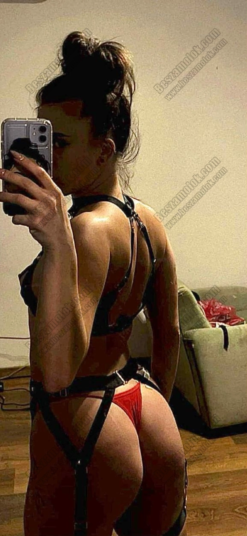 0 kép Minerva22. szexpartner 300820050,   